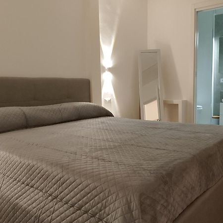 La Corte Guest House Bari Buitenkant foto