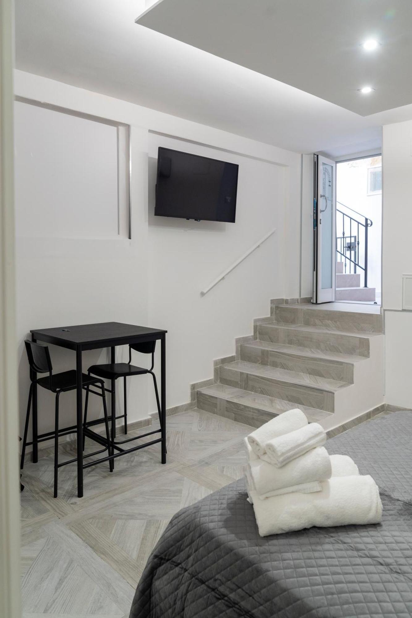 La Corte Guest House Bari Buitenkant foto