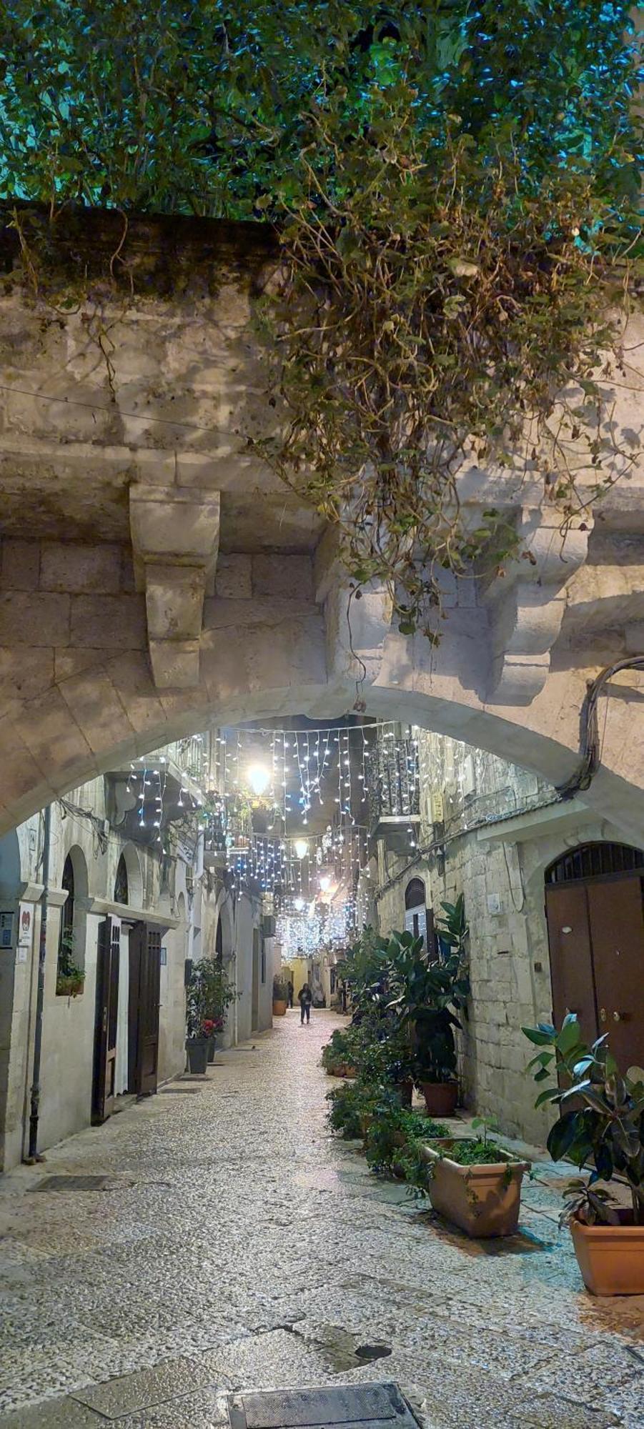 La Corte Guest House Bari Buitenkant foto