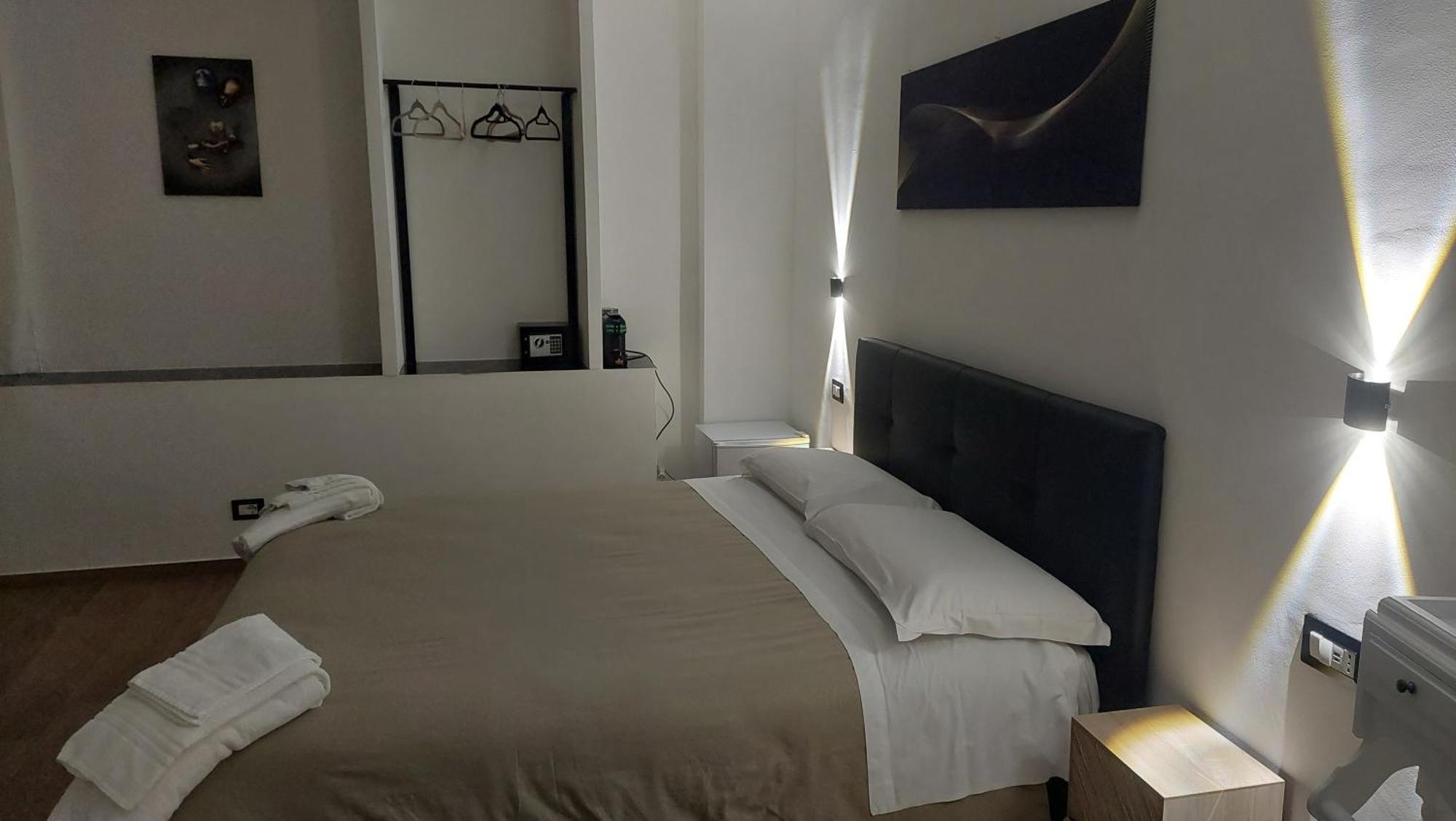 La Corte Guest House Bari Buitenkant foto