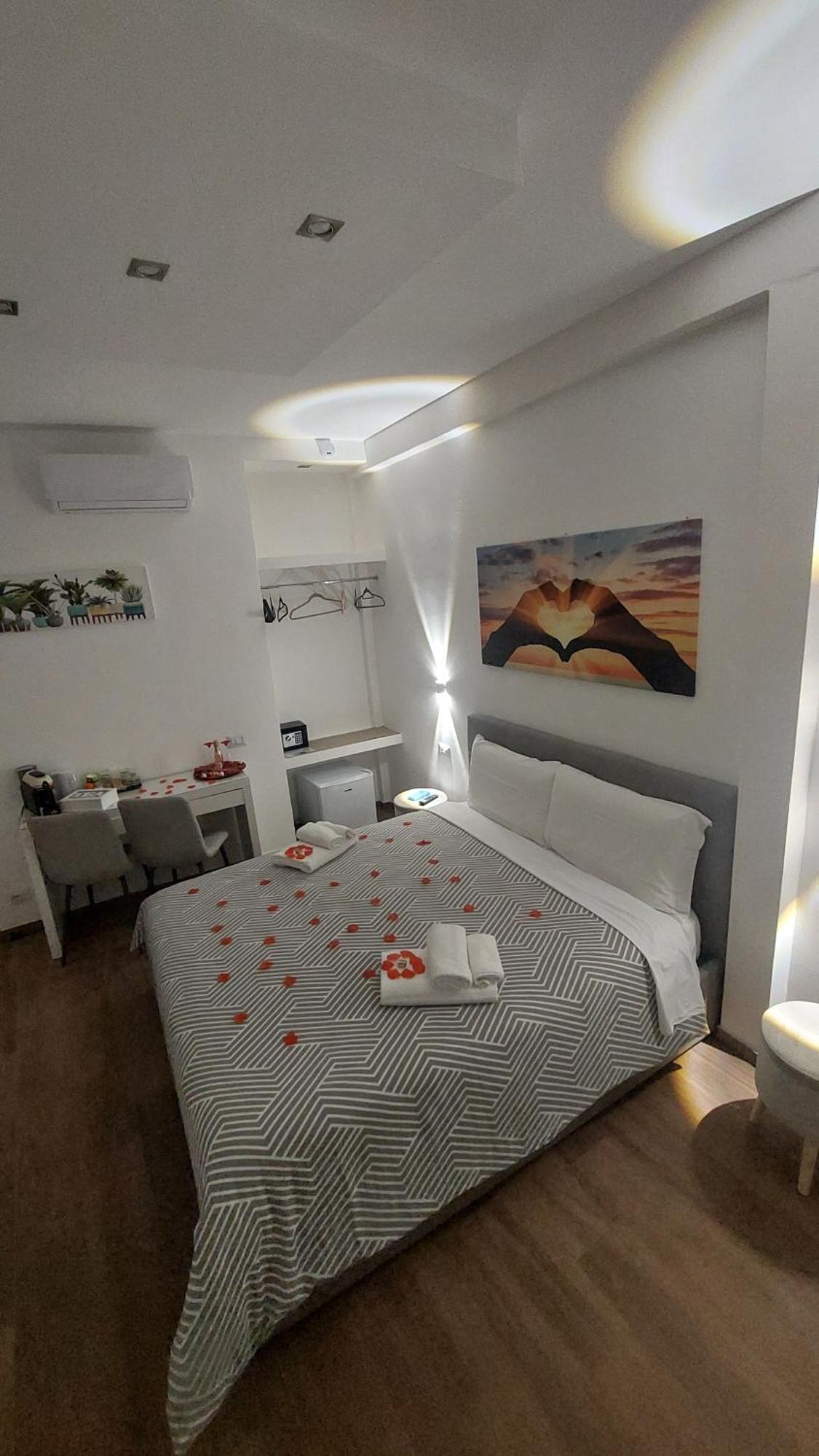 La Corte Guest House Bari Buitenkant foto
